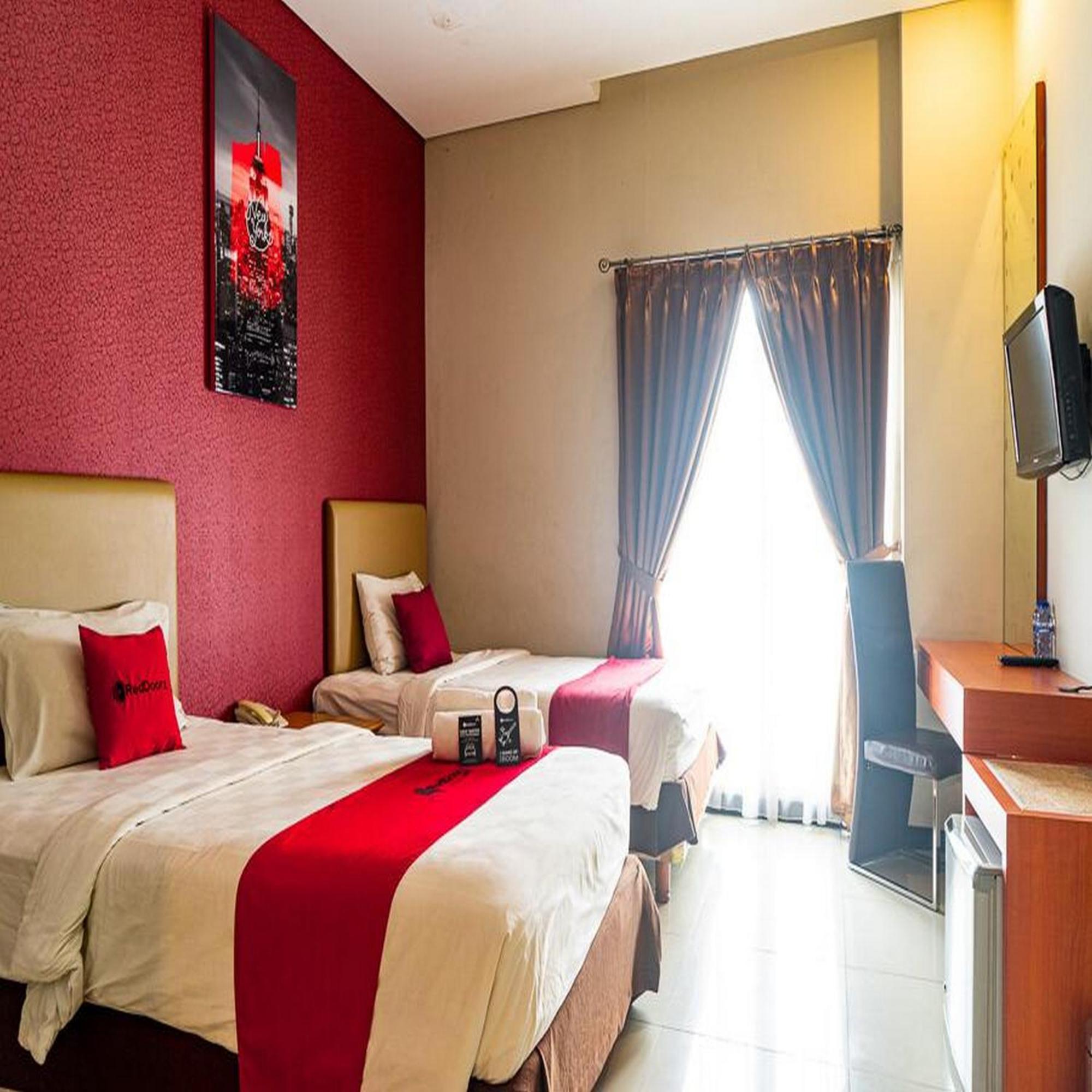 Reddoorz Plus At Blue Pacific Blok M Dżakarta Zewnętrze zdjęcie